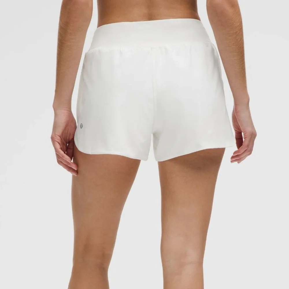 Lululemon Fast and Free High-Rise Classic-Fit Split Short 3" White Size Small - Picture 4 of 7